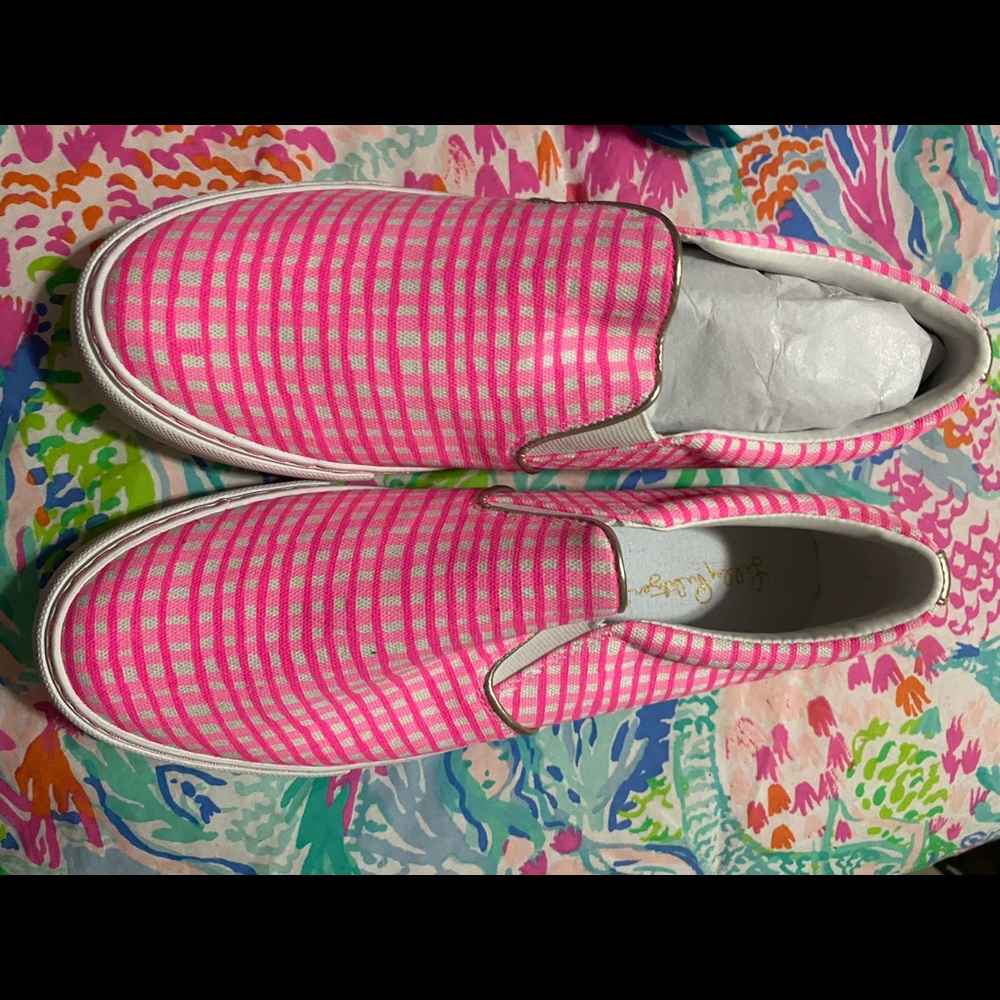 Lilly Pulitzer 9 slip ons